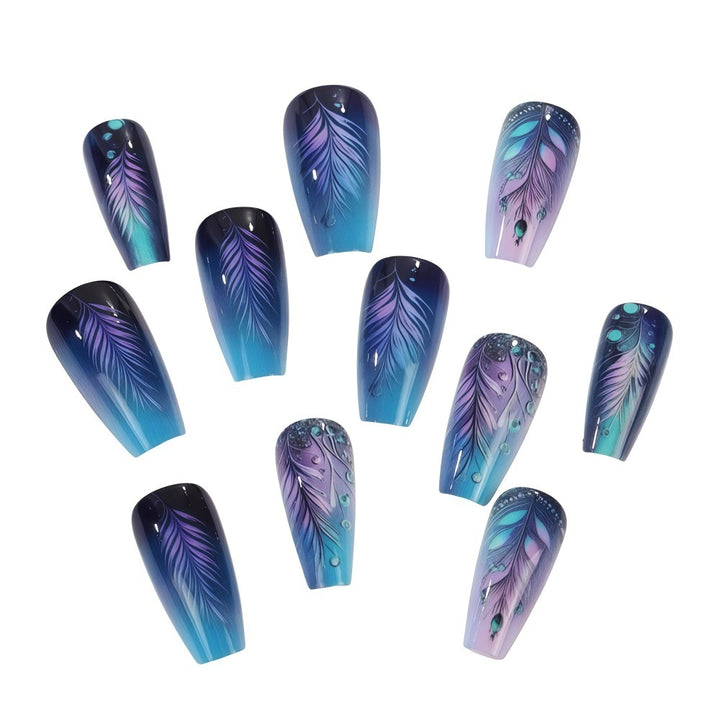 Artistic design nails with feather decoration Bowlift
