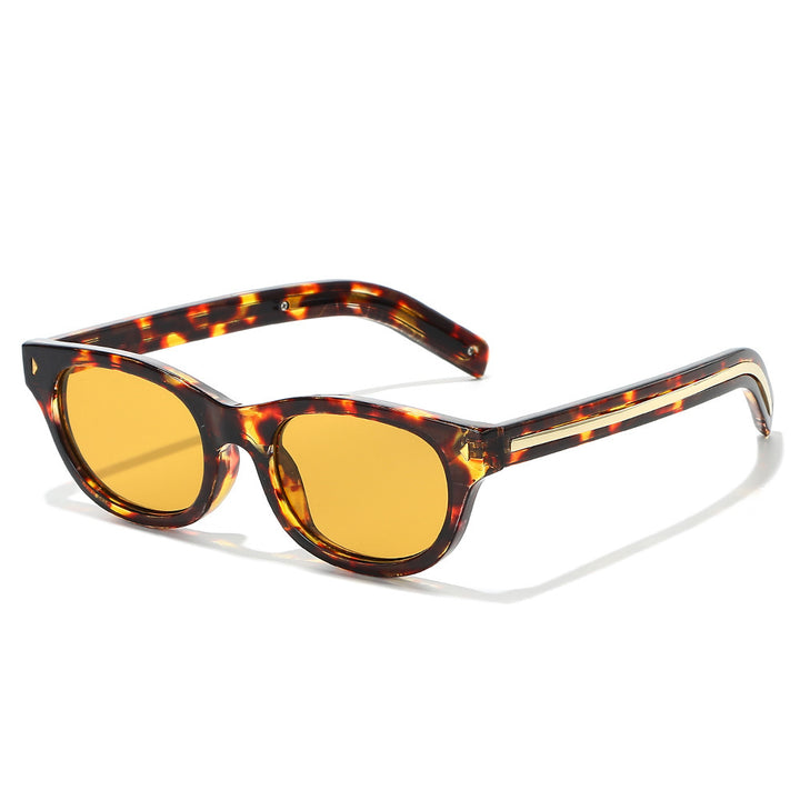 Retro-Inspired Tortoiseshell Cat-Eye Sunglasses Bowlift