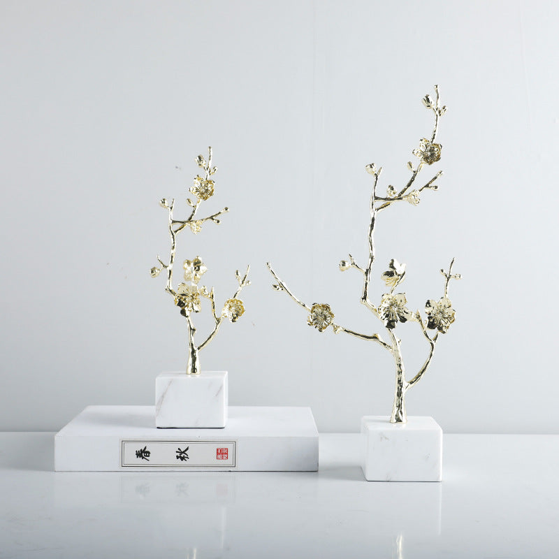 Elegant Floral Decorative Sculpture
