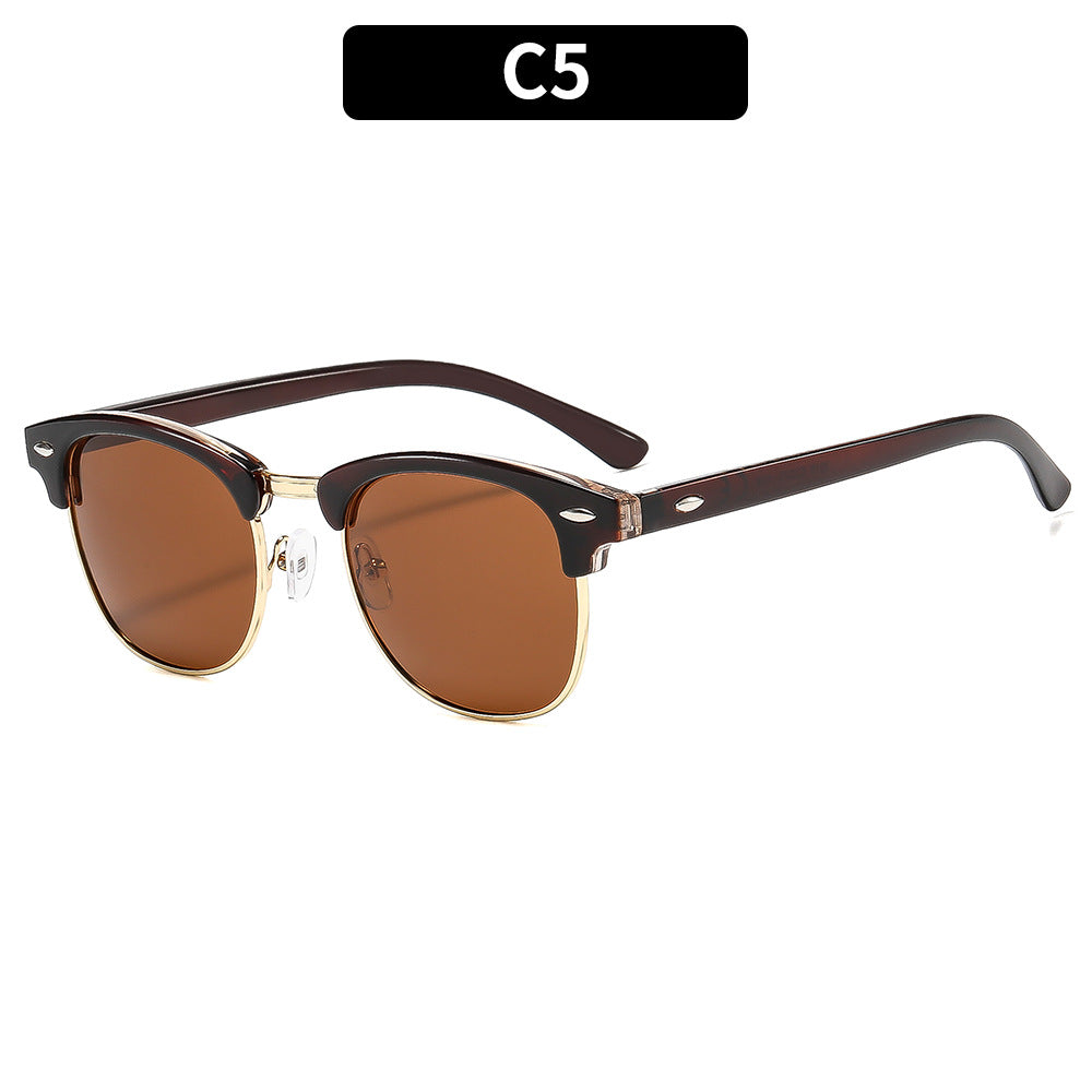 Retro-Inspired Stylish Round Sunglasses