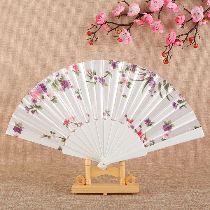 Ladies decorative fan Bowlift