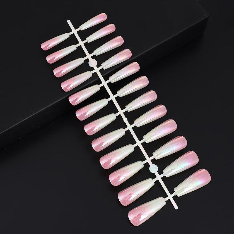 Artificial nails in modern glitter finish Bowlift