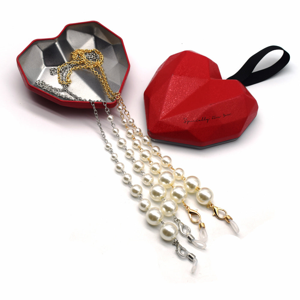 Elegant Pearl and Silver Eyewear Chain Bowlift