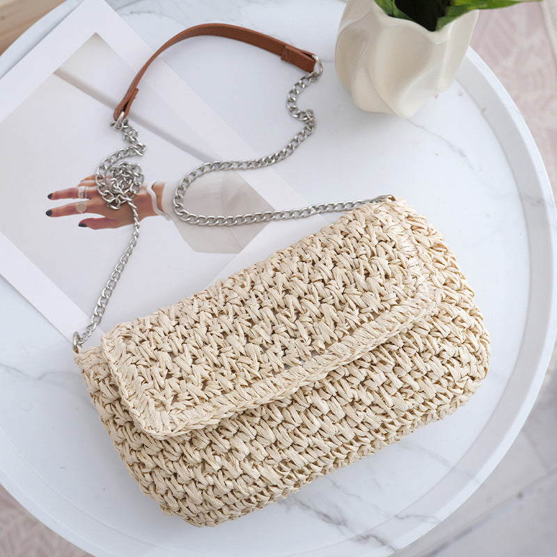 Handmade shoulder bag with metallic accents Bowlift