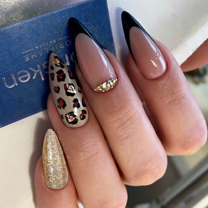 Artificial Nail Set with Various Designs Bowlift