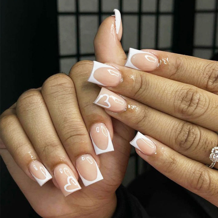 Glamorous Glittery Stiletto Press-On Nails Bowlift