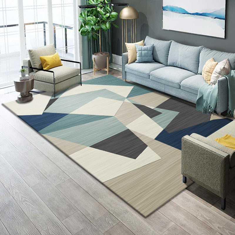Geometric Patterned Area Rug