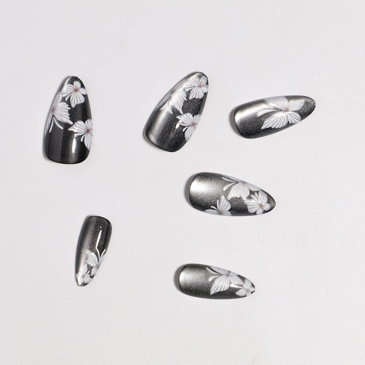 Floral Accent Press-On Nails Set Bowlift