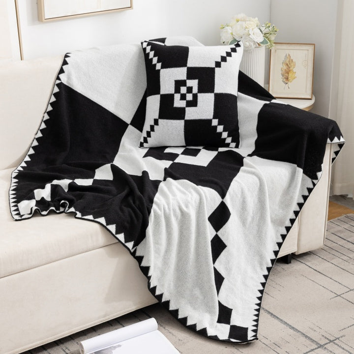 Decorative Patterned Throw Blanket