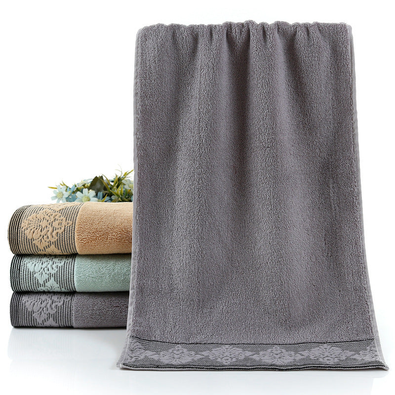 Ladies luxurious terry bath towel with elegant lace trim Bowlift