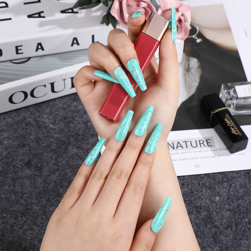 Artificial nails in elegant geometric design Bowlift