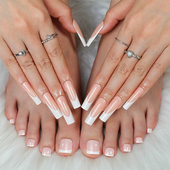 Stylish Press-On Nail Set with Elegant French Tip Design Bowlift