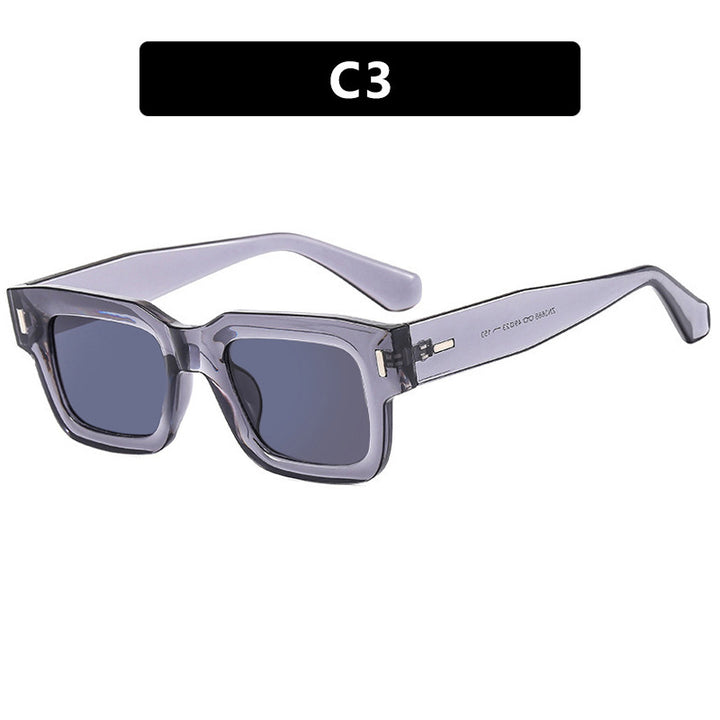 Ladies stylish square sunglasses with eye-catching leopard print Bowlift