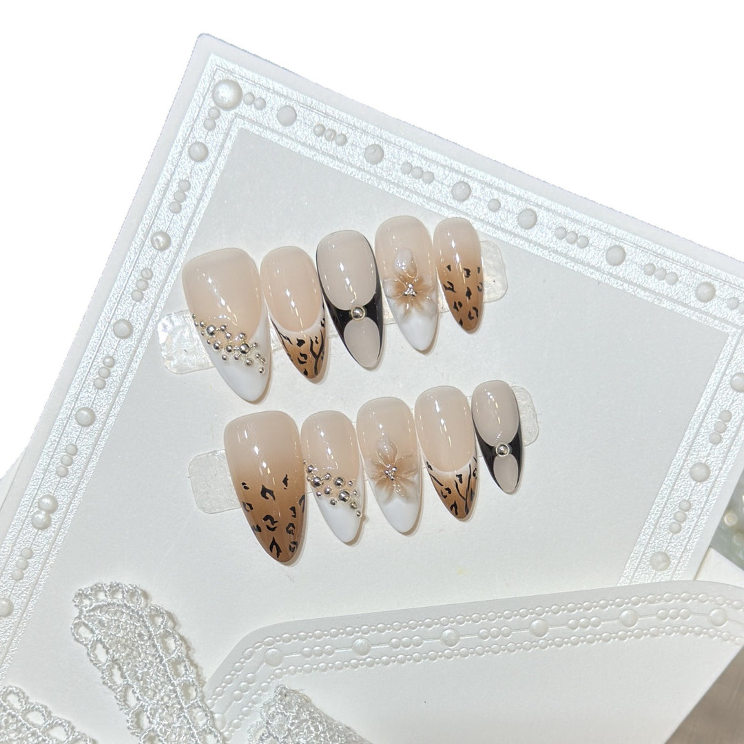 Artistic Leopard-Print Press-On Nail Set Bowlift