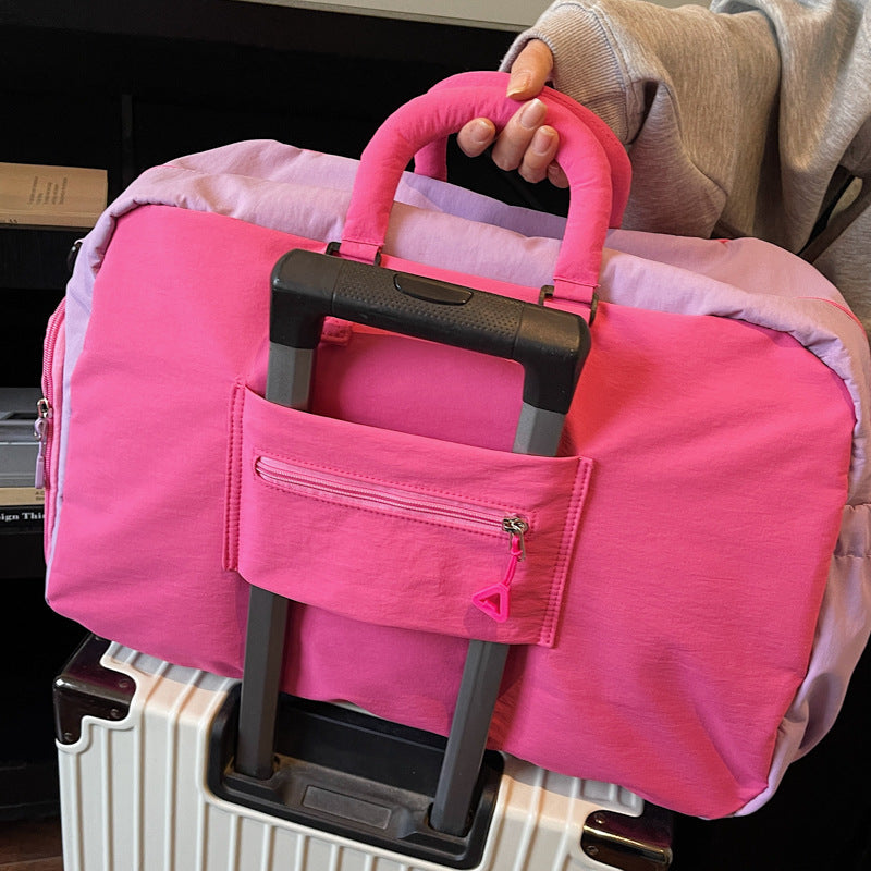 Travel bag with cute plush bear Bowlift