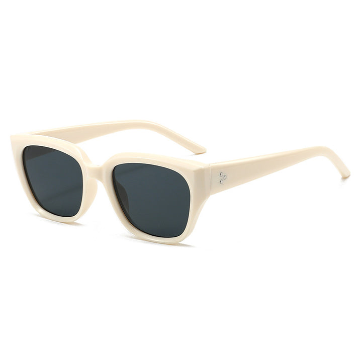 Chic Oversized Cat Eye Sunglasses