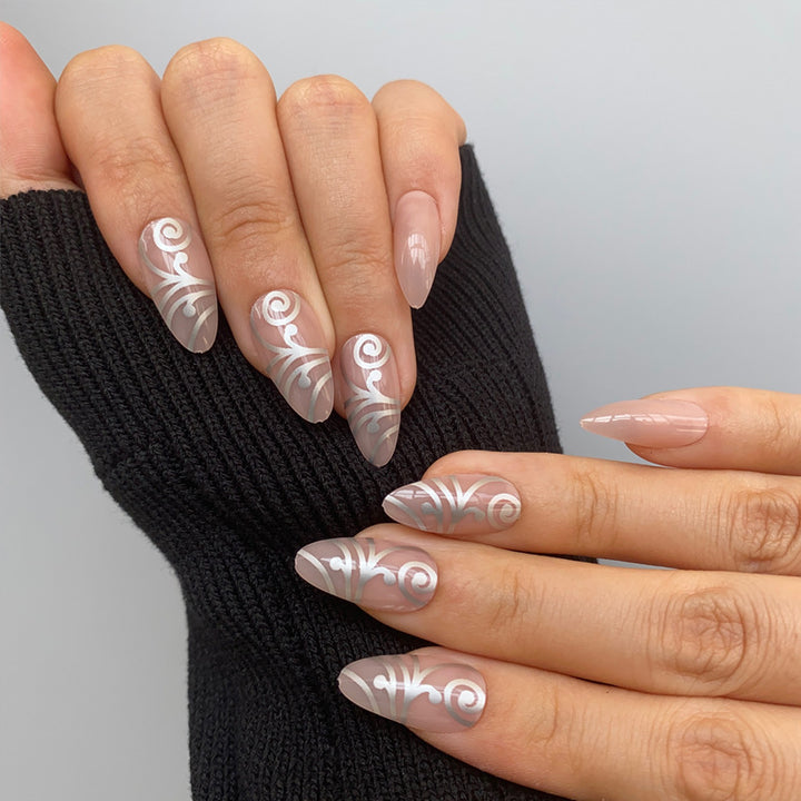 Glamorous Glittery Stiletto Press-On Nails Bowlift