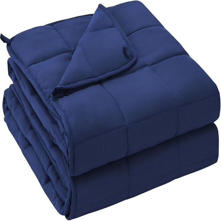 Multi-Season Quilted Blanket Bowlift