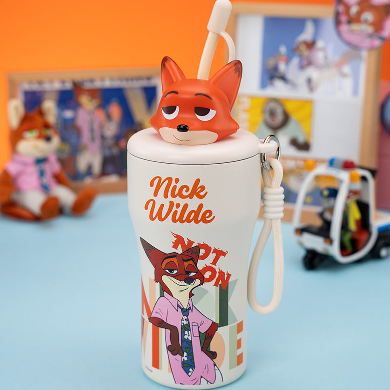 Ladies drinking cup with interactive Stitch lid Bowlift
