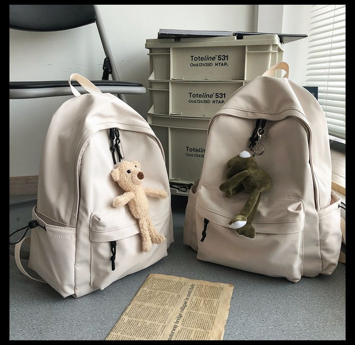 Backpack with Practical Accessory Compartment Bowlift