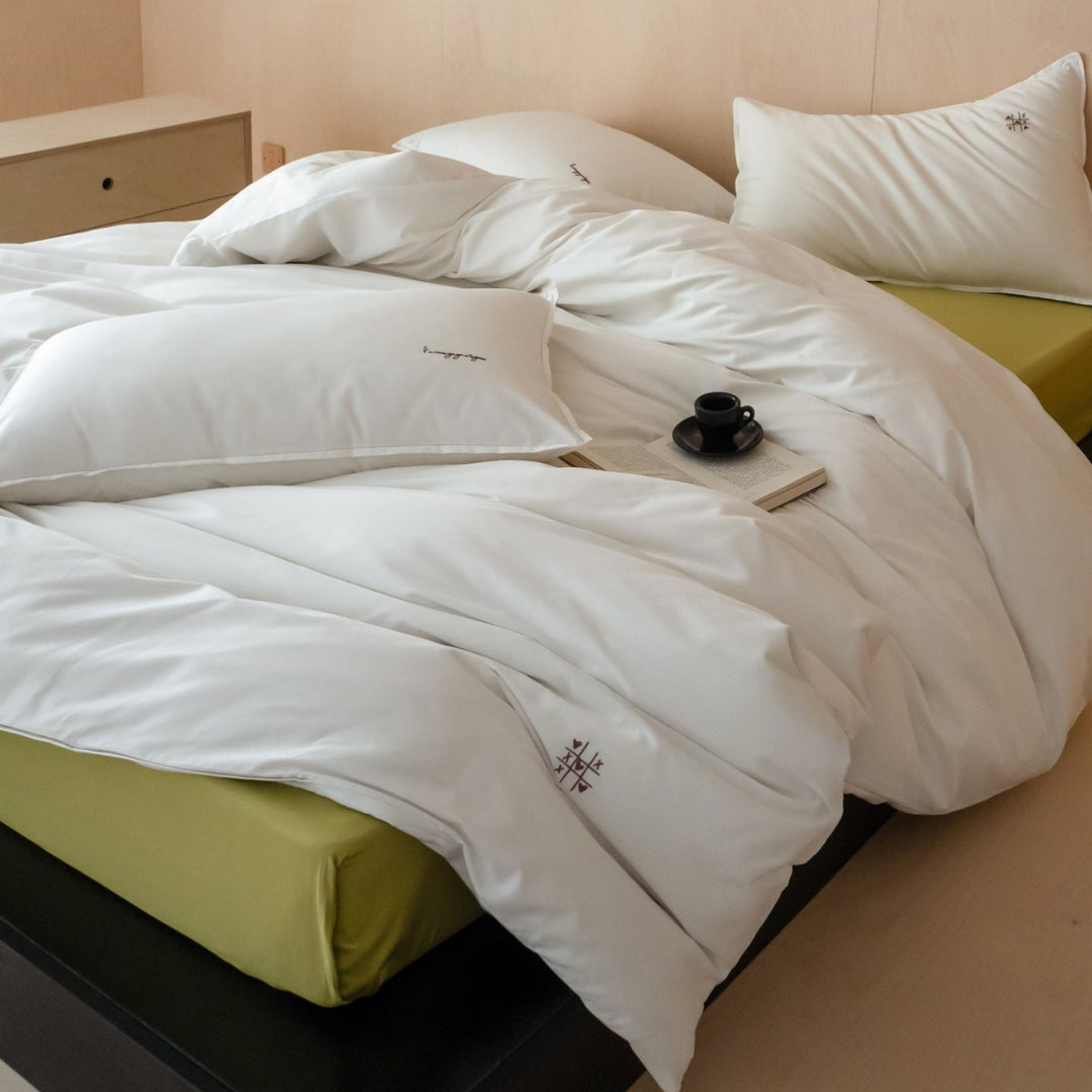 Luxury Silky Satin Duvet Cover and Pillowcase Set