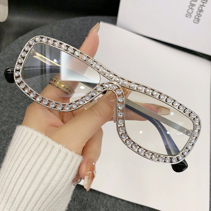 Ladies Glamorous Sunglasses with Sparkling Crystal Accents Bowlift