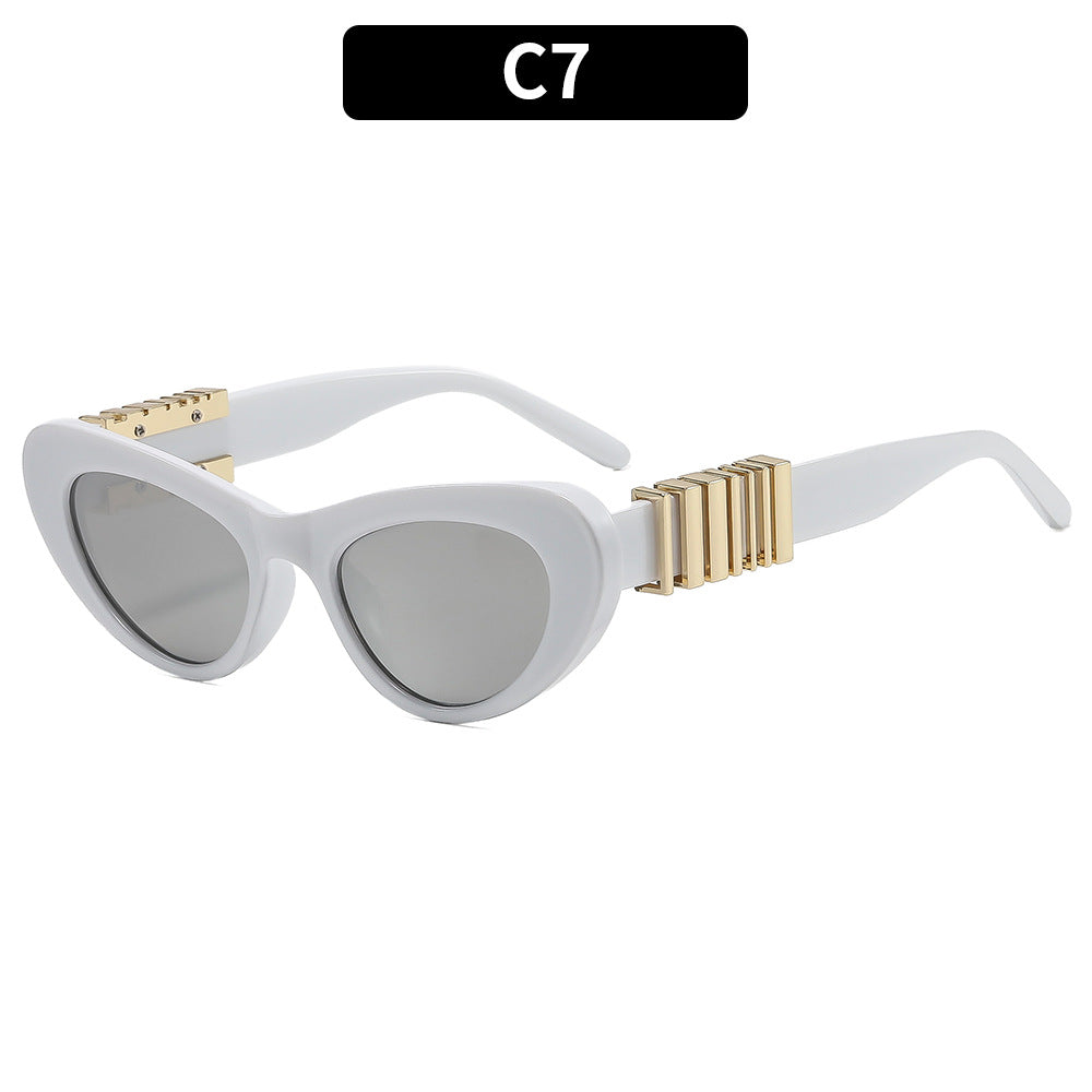 Women's Designer Sunglasses with Luxurious Metal Frame and Stylish Decorations Bowlift