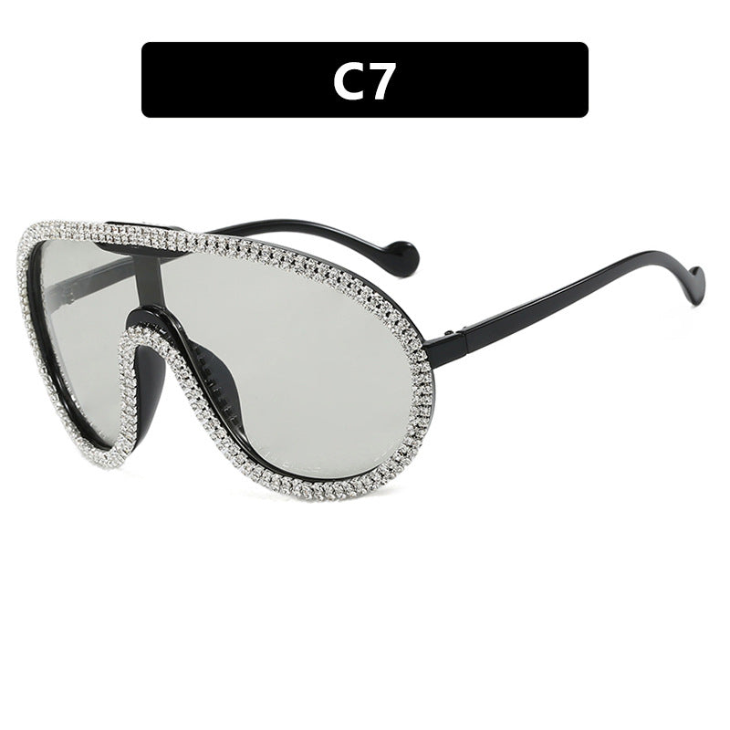 Women's extravagant sunglasses with sparkling frame Bowlift