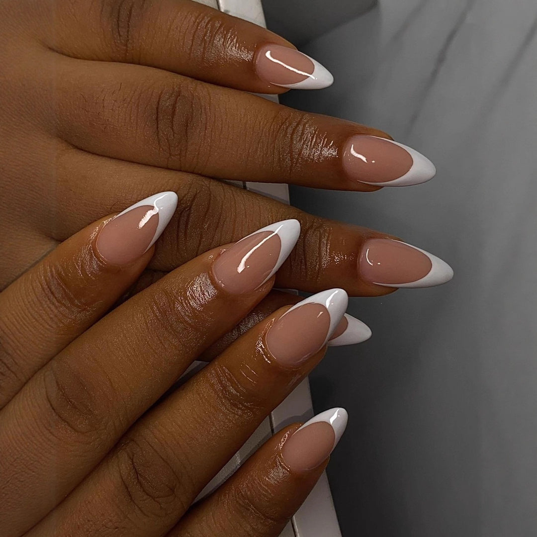 Elegant and Stylish French Design Nail Art Bowlift