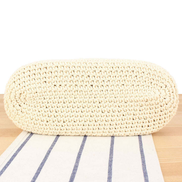 Handbag made of hand-knotted natural material with leather accents Bowlift