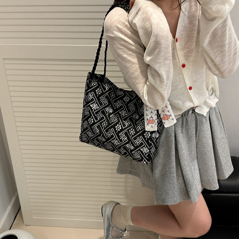 Elegant Patterned Tote Bag Bowlift