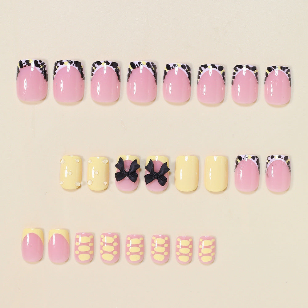 Creative Decorative Press-On Nail Set Bowlift