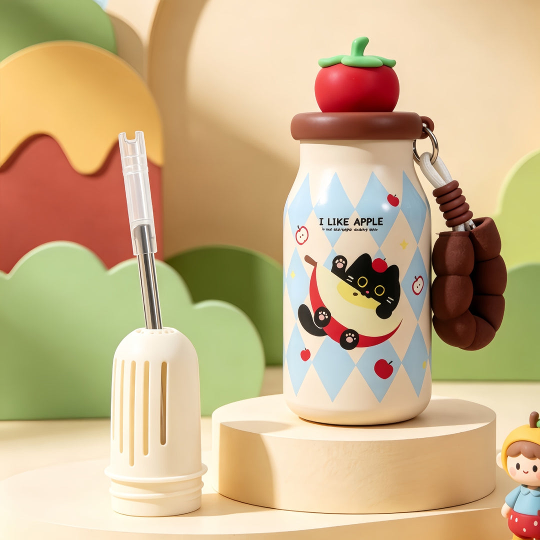 Insulated drinking bottle with sweet dog design and practical carrying strap Bowlift
