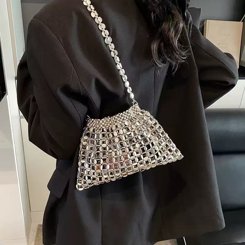 Fashionable shoulder bag Bowlift