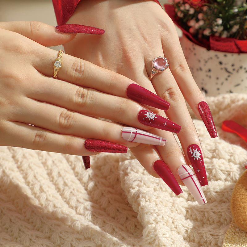 Artful nail art with floral 3D design Bowlift