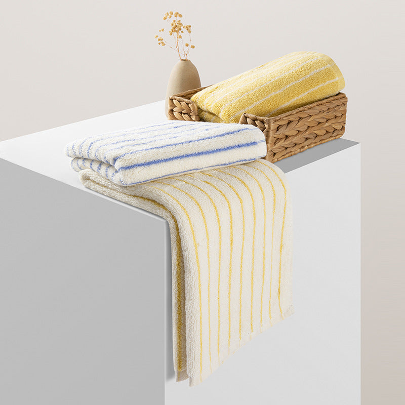 Women's Velour Bath Towel with Striped Design Bowlift