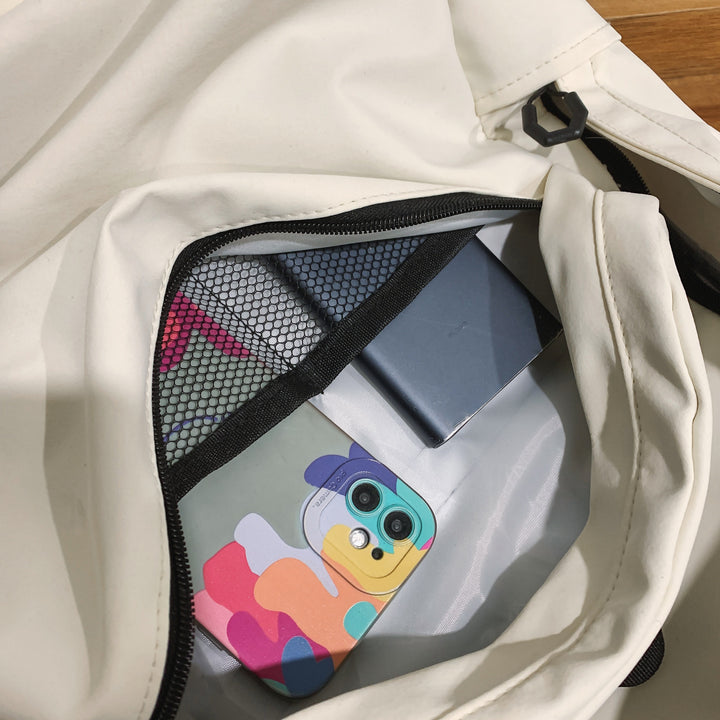 Backpack with practical inner and outer pockets Bowlift