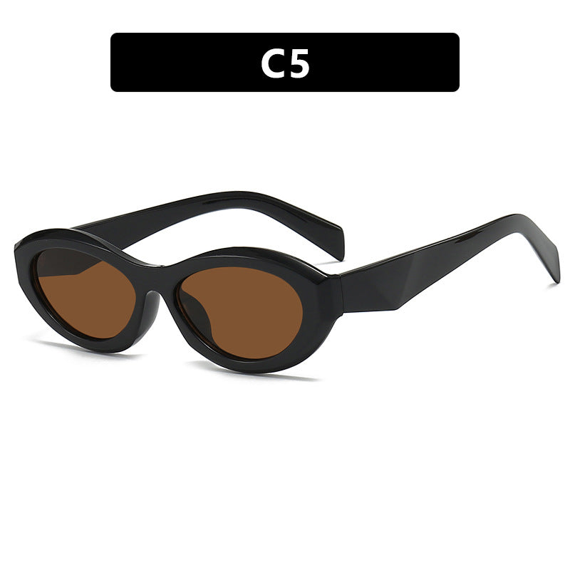 Ladies elegant Cat-Eye sunglasses with protective UV filter and fashionable frame Bowlift