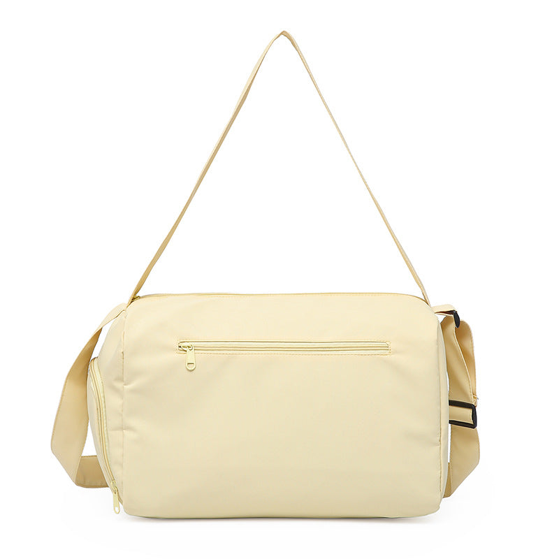 Stylish shoulder bag with practical compartments Bowlift