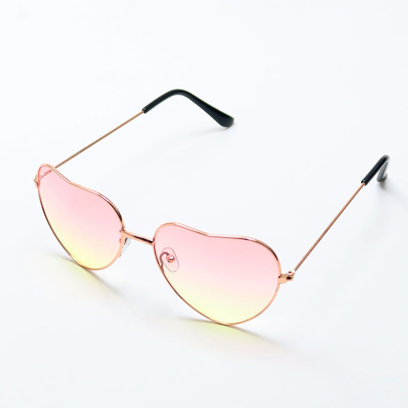 Innovative Winged Reflective Sunglasses Bowlift