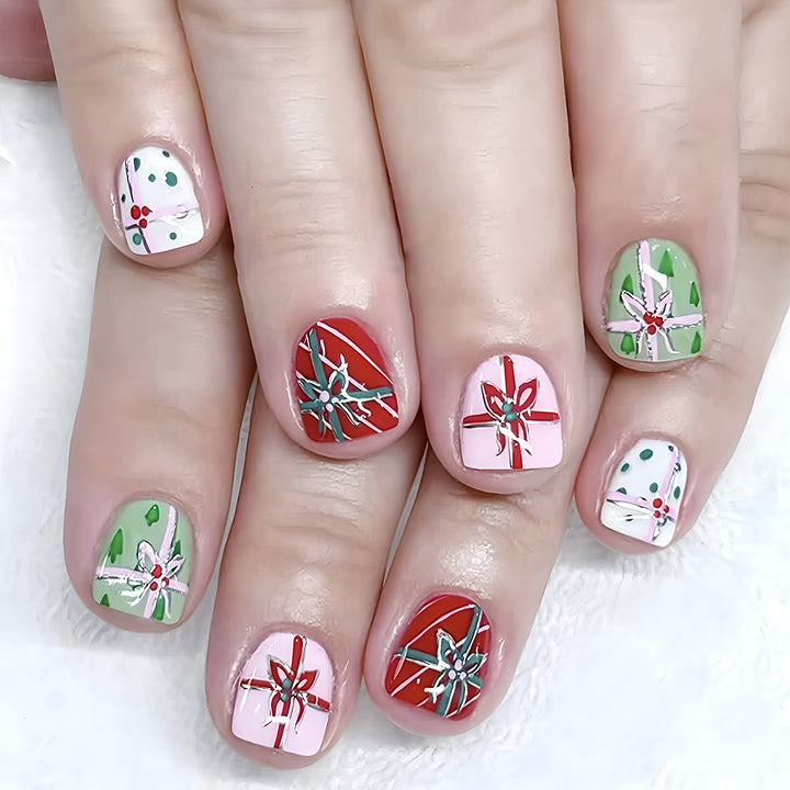 Festive Themed Press-On Nail Art Bowlift