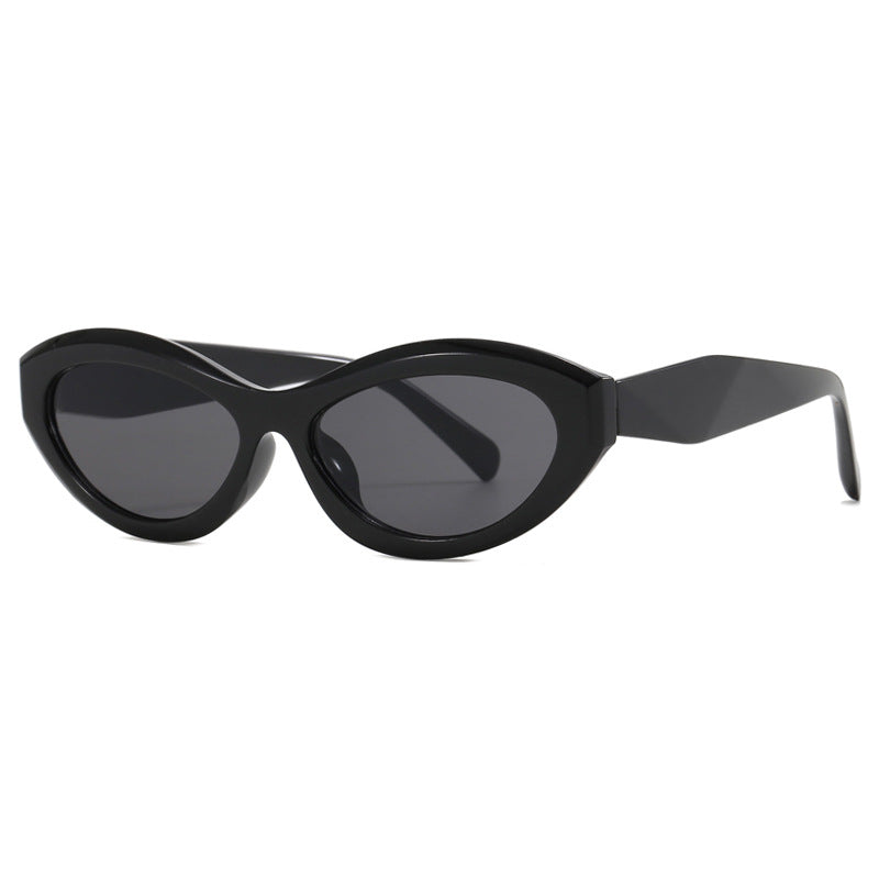 Ladies Cat-Eye Sunglasses with Stylish Frame Bowlift