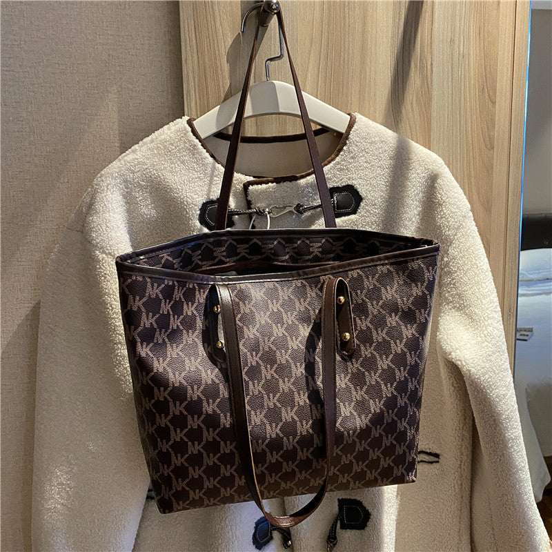 Fashionable Structured Tote Bag