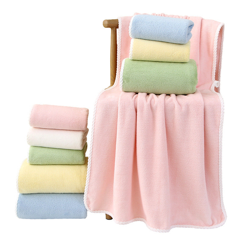 Cuddle blanket made of high-quality micro plush Bowlift