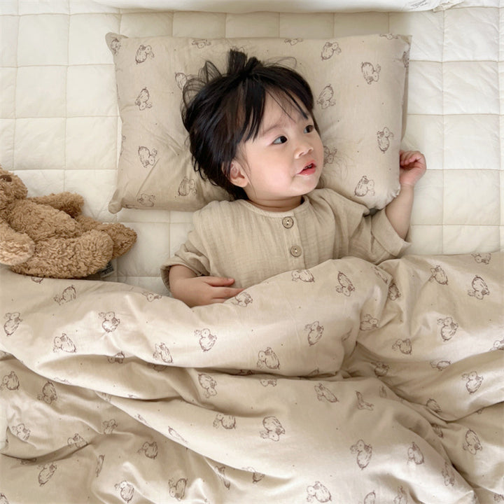 Unisex cotton pillowcase with cheerful bear design Bowlift