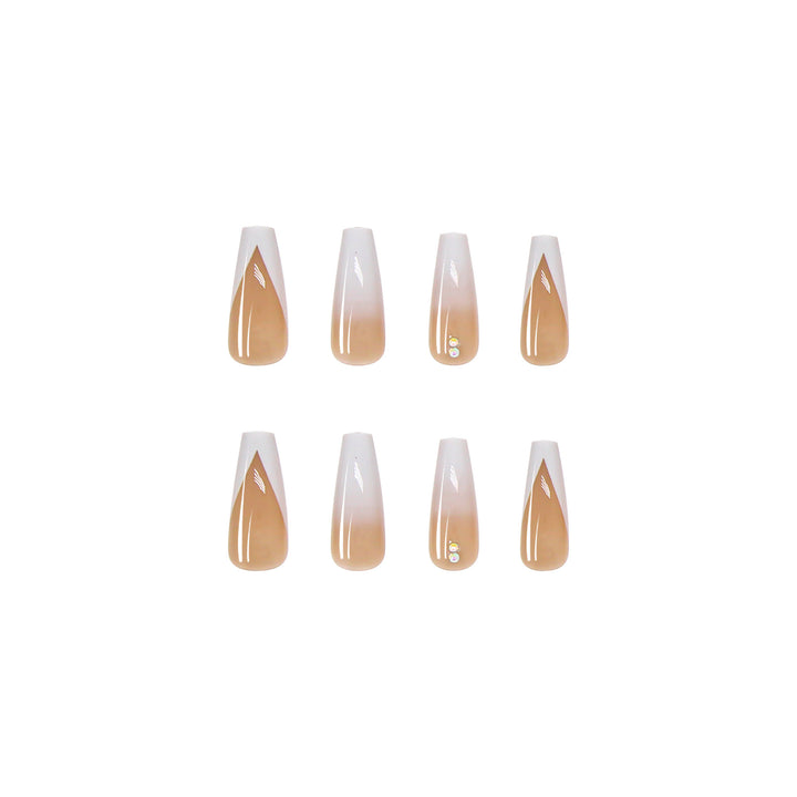 Elegant artificial nail tips with elegant contours Bowlift