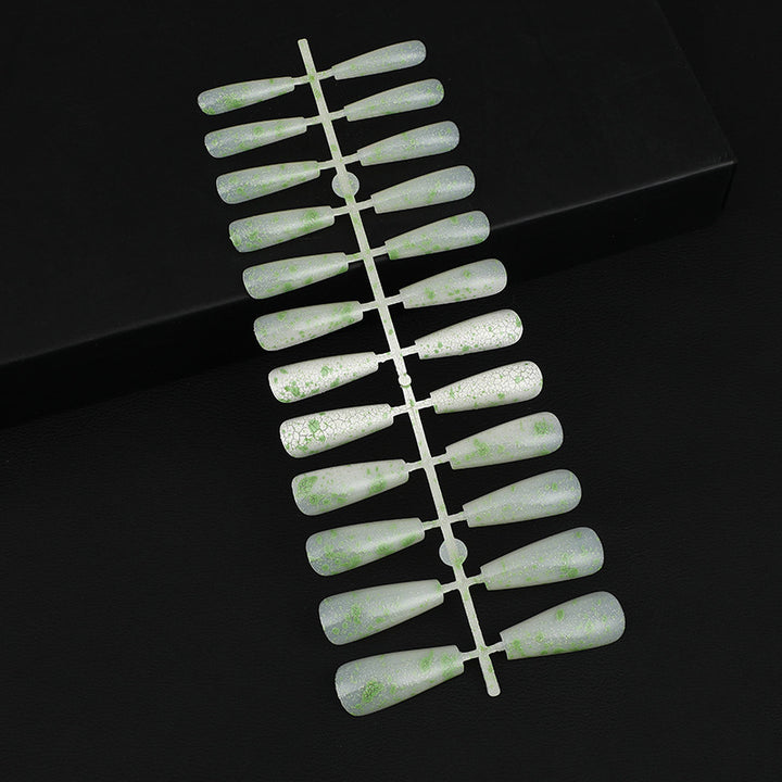 Artificial nails with delicate floral design Bowlift