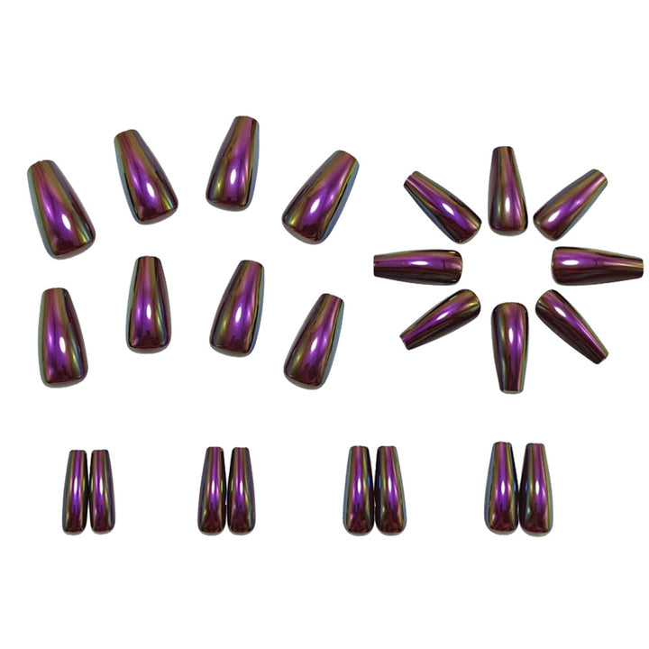 Shiny artificial nails with polarizing effect Bowlift