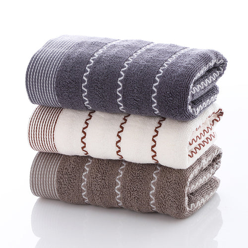 Ladies terry bath towel with modern stripes Bowlift