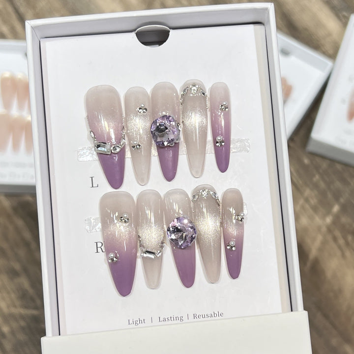 Elegant Stiletto Press-On Nails with Gemstone Accents Bowlift